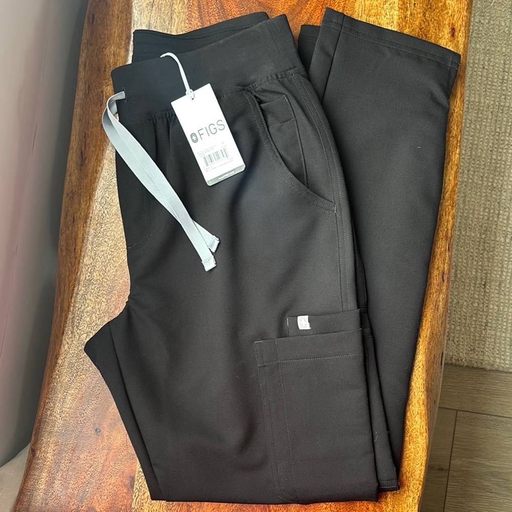 Women’s Yola High Waisted Skinny Scrub Pants